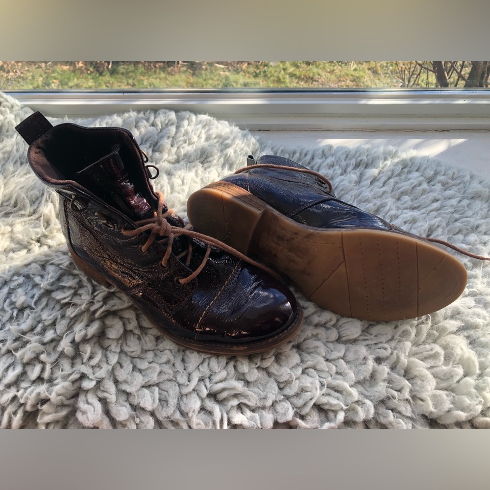 The European Comfort Shoe by Josef Seibel